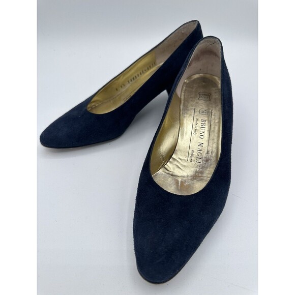 Vintage Italian Bruno Magli Dark Navy Suede Pump 6.5 - Picture 2 of 9
